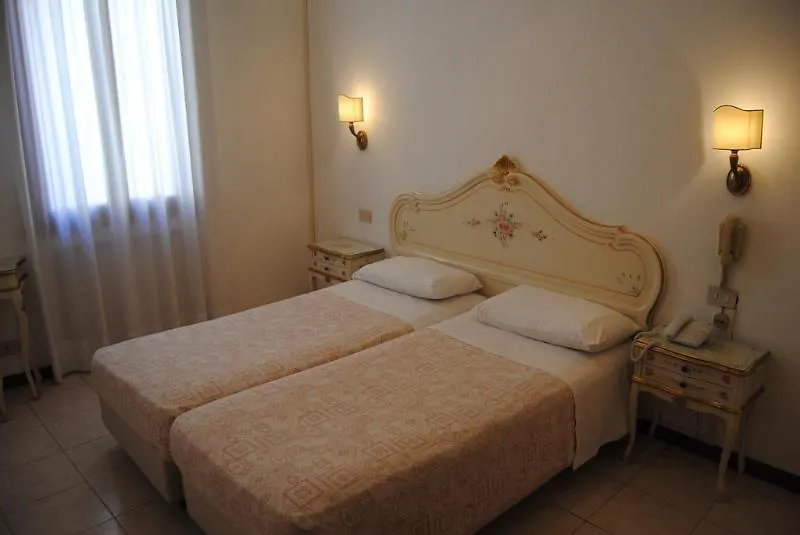 **  Hotel Guerrini Venetië Italië