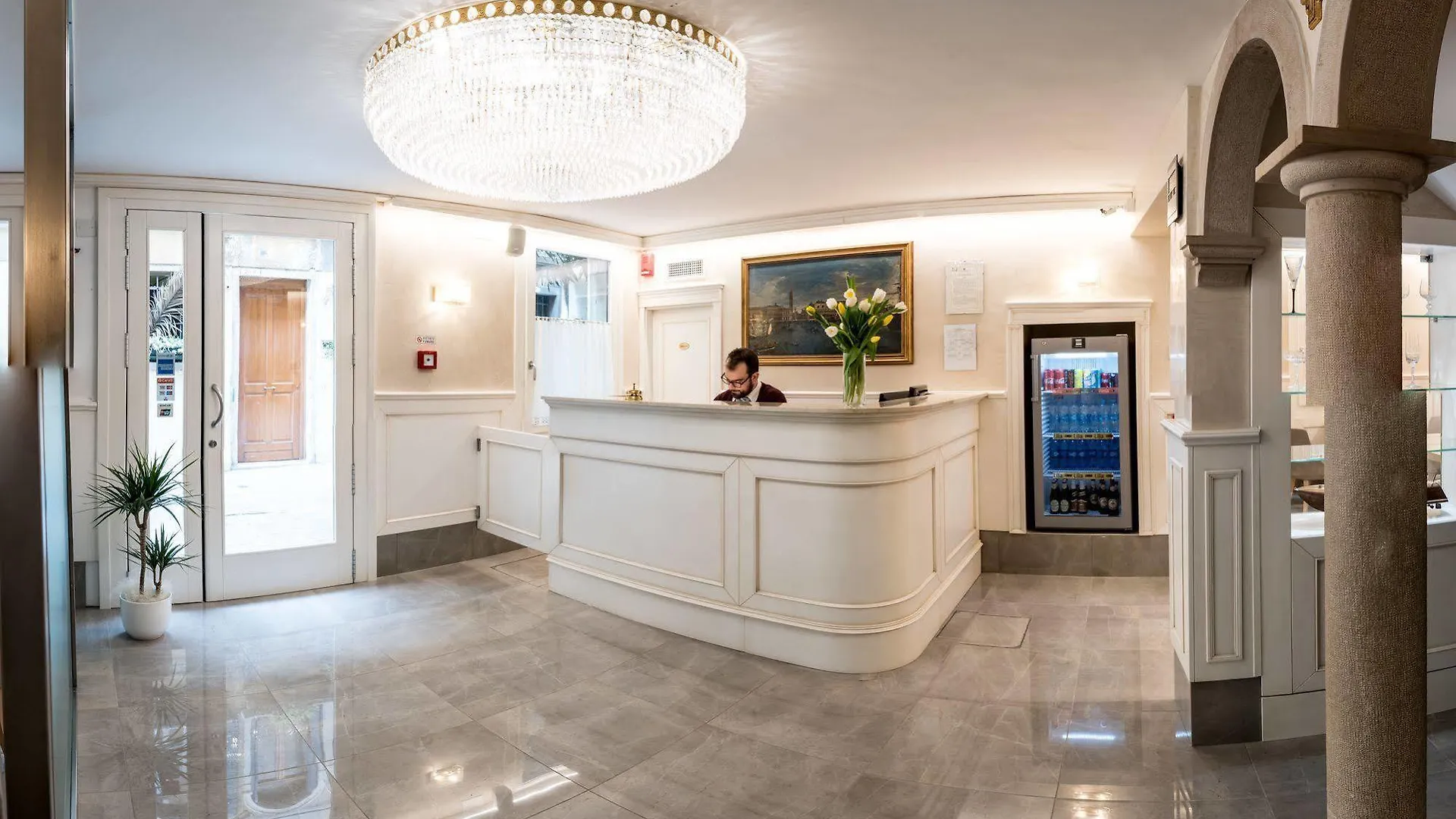 ונציה Hotel Guerrini